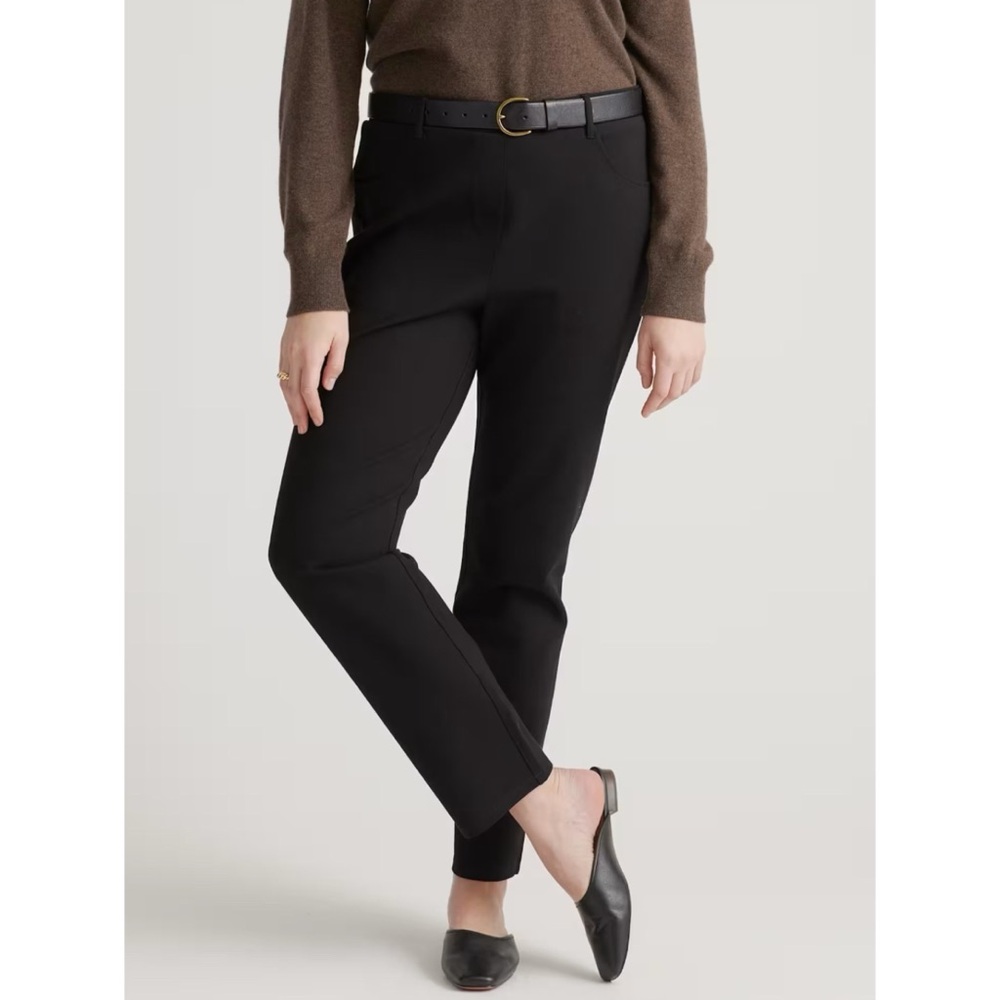 Quince Ultra-Stretch Ponte Straight Leg Pants‎ Black Size Medium NWT